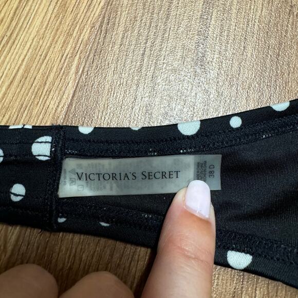 Victoria's Secret Black White Polka Dot Bandeau Twist Front Bikini Top Size 38D - Picture 8 of 8